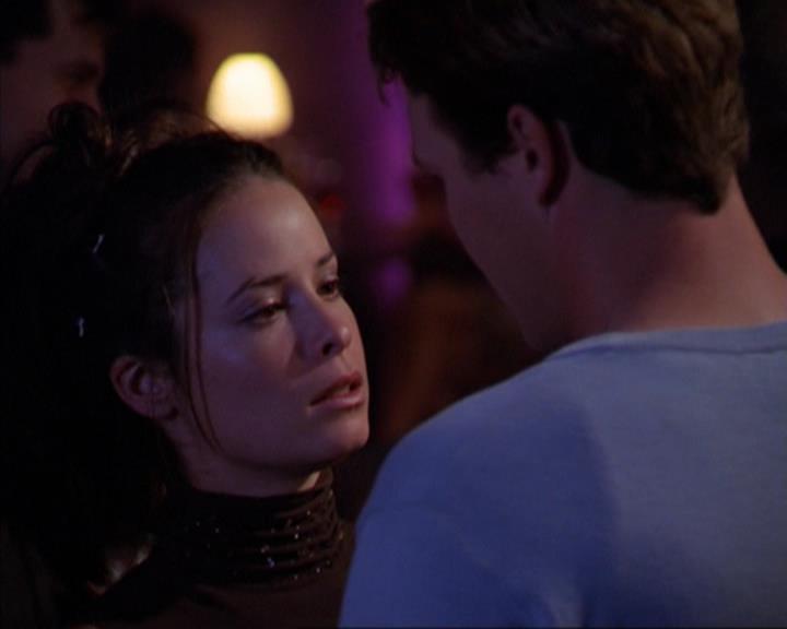 Charmed-Online_dot_net-3x03OnceUponATime0037.jpg
