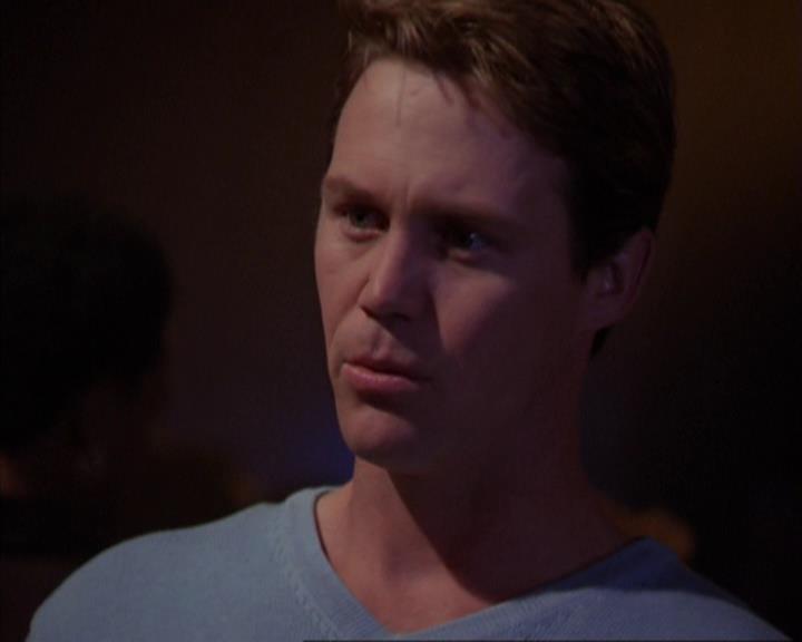 Charmed-Online_dot_net-3x03OnceUponATime0048.jpg