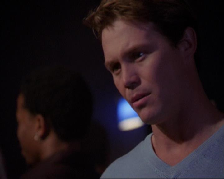 Charmed-Online_dot_net-3x03OnceUponATime0059.jpg