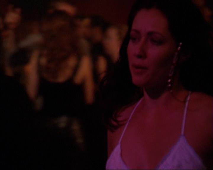 Charmed-Online_dot_net-3x03OnceUponATime0087.jpg