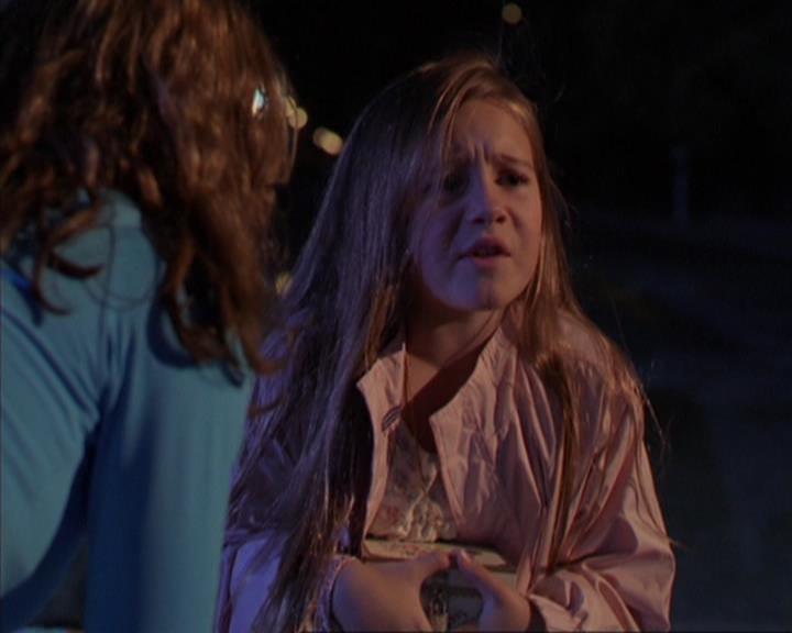 Charmed-Online_dot_net-3x03OnceUponATime0174.jpg