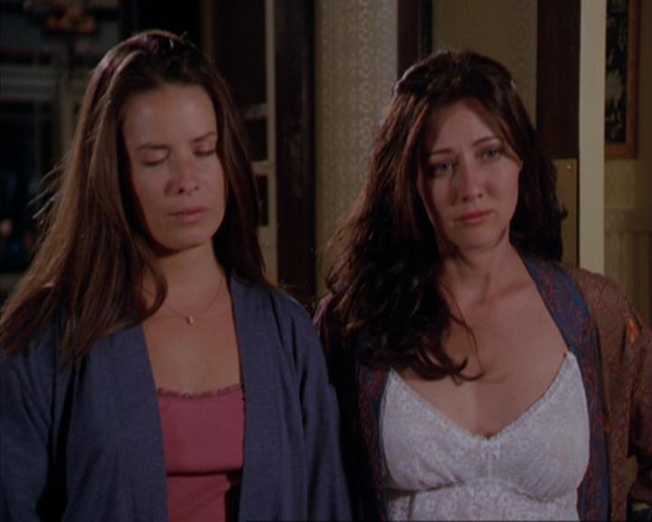 Charmed-Online_dot_net-3x03OnceUponATime0253.jpg