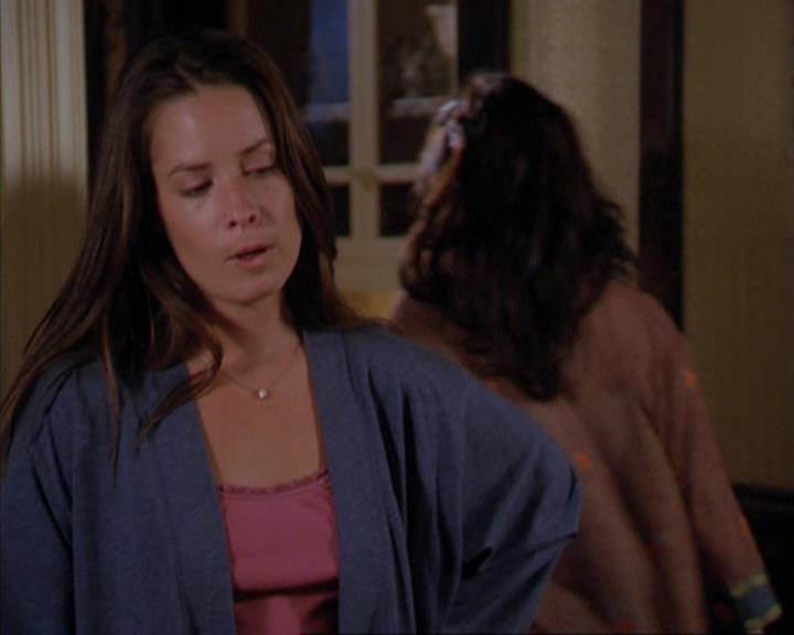 Charmed-Online_dot_net-3x03OnceUponATime0303.jpg