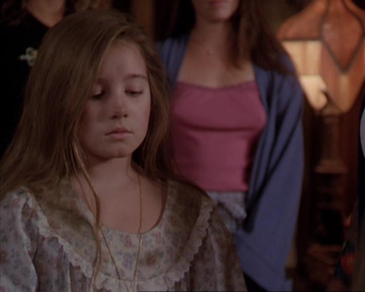 Charmed-Online_dot_net-3x03OnceUponATime0337.jpg