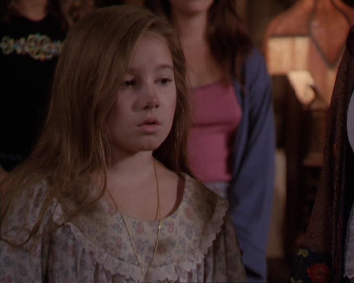 Charmed-Online_dot_net-3x03OnceUponATime0356.jpg