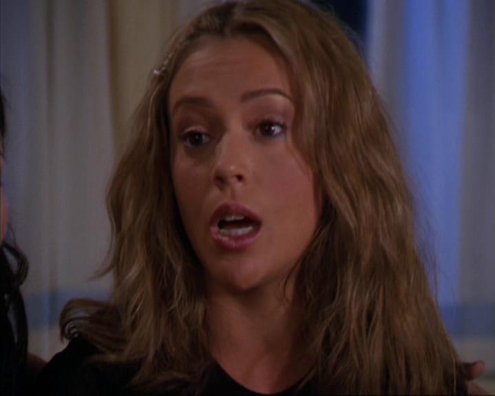 Charmed-Online_dot_net-3x03OnceUponATime0428.jpg