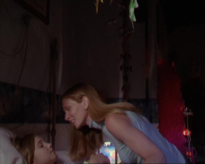 Charmed-Online_dot_net-3x03OnceUponATime0439.jpg