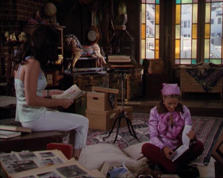 Charmed-Online_dot_net-3x03OnceUponATime0500.jpg