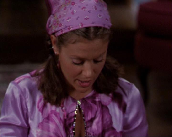 Charmed-Online_dot_net-3x03OnceUponATime0552.jpg