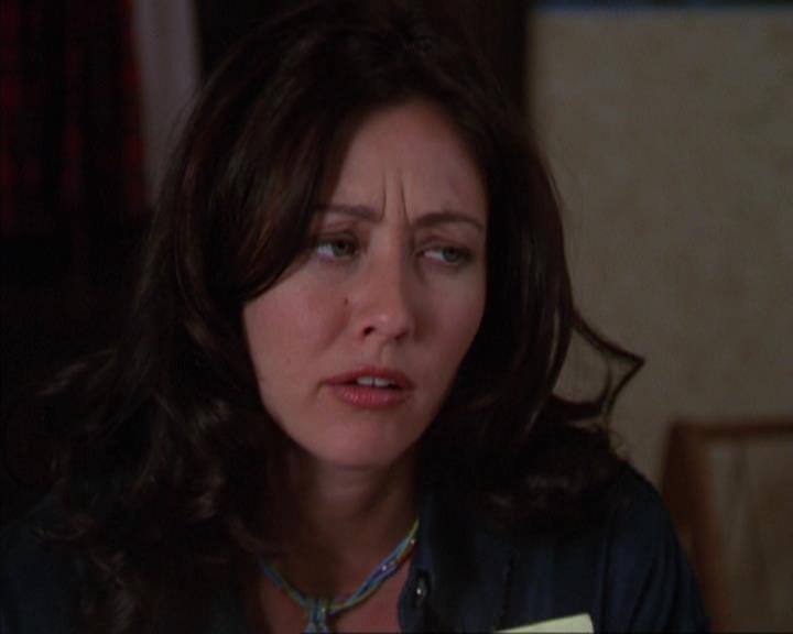 Charmed-Online_dot_net-3x03OnceUponATime0746.jpg