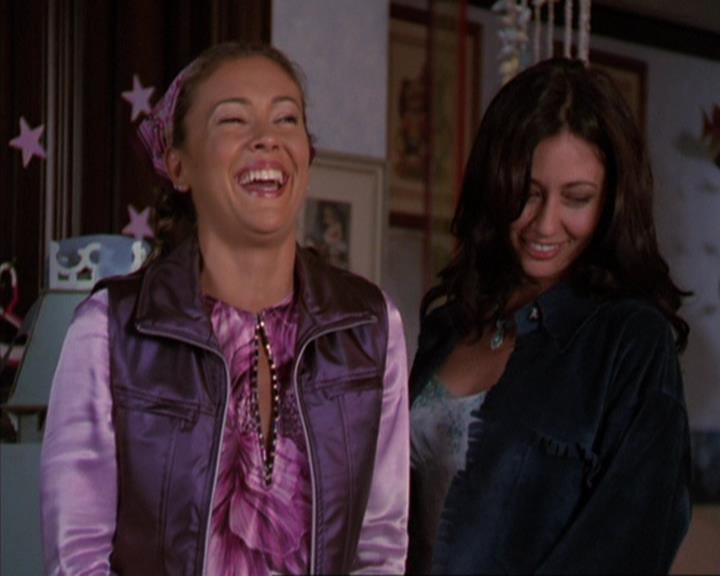 Charmed-Online_dot_net-3x03OnceUponATime0879.jpg