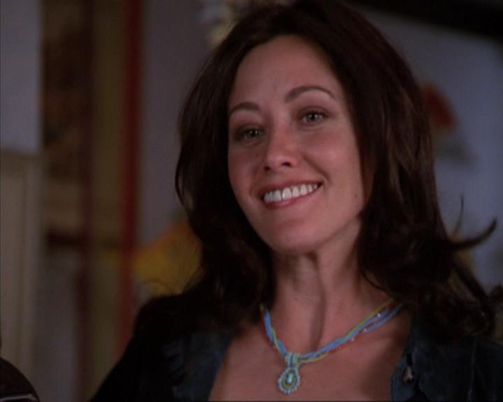 Charmed-Online_dot_net-3x03OnceUponATime0890.jpg