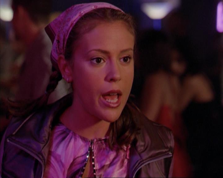 Charmed-Online_dot_net-3x03OnceUponATime1003.jpg