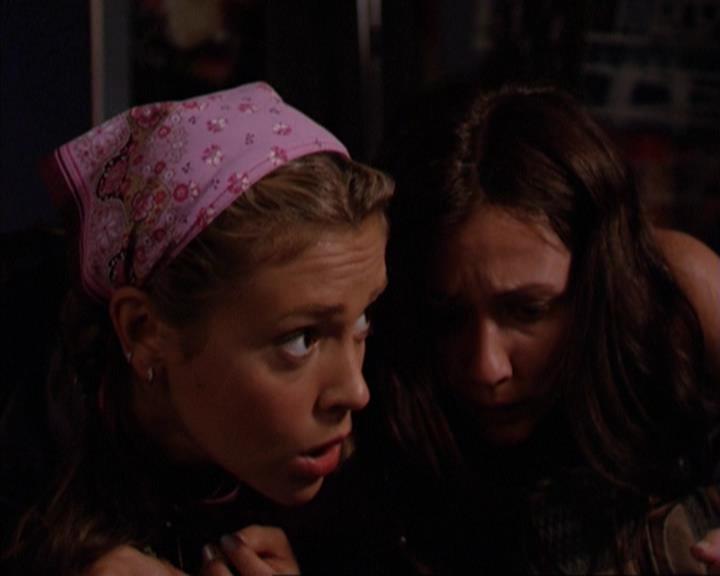 Charmed-Online_dot_net-3x03OnceUponATime1051.jpg