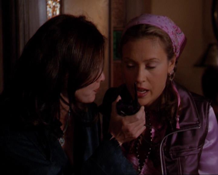 Charmed-Online_dot_net-3x03OnceUponATime1182.jpg