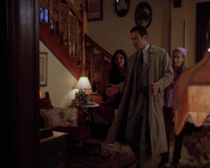 Charmed-Online_dot_net-3x03OnceUponATime1291.jpg