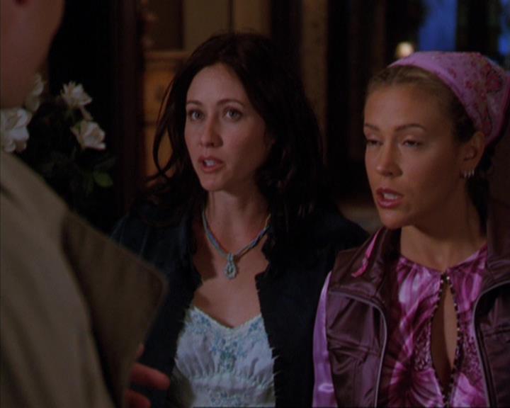 Charmed-Online_dot_net-3x03OnceUponATime1302.jpg Charmed-Online_dot_net-3x03OnceUponATime1302.jpg