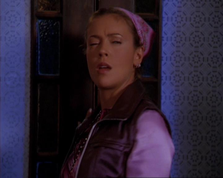 Charmed-Online_dot_net-3x03OnceUponATime1325.jpg
