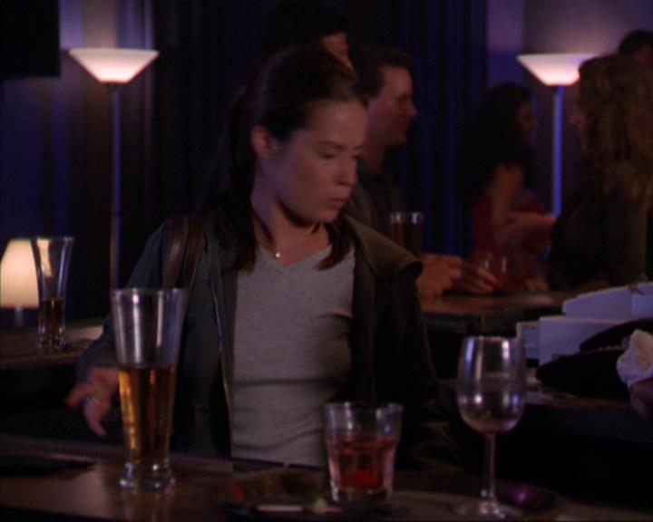 Charmed-Online_dot_net-3x03OnceUponATime1503.jpg