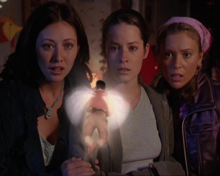 Charmed-Online_dot_net-3x03OnceUponATime1842.jpg