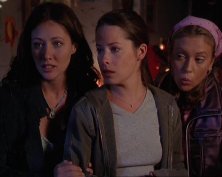 Charmed-Online_dot_net-3x03OnceUponATime1847.jpg