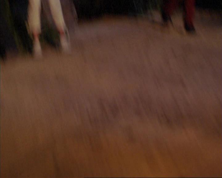 Charmed-Online_dot_net-3x03OnceUponATime1927.jpg