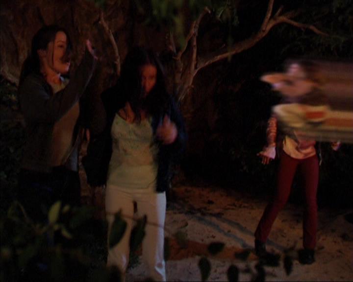 Charmed-Online_dot_net-3x03OnceUponATime1928.jpg