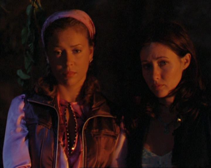 Charmed-Online_dot_net-3x03OnceUponATime2034.jpg