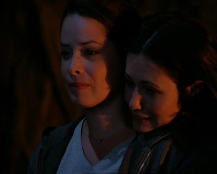 Charmed-Online_dot_net-3x03OnceUponATime2047.jpg