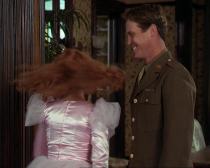 Charmed-Online_dot_net-3x04AllHalliwellsEve0033.jpg