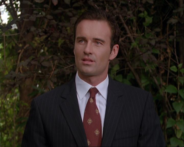 Charmed-Online_dot_net-3x04AllHalliwellsEve0165.jpg