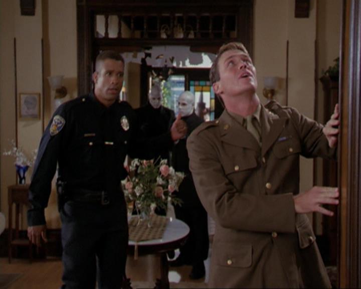 Charmed-Online_dot_net-3x04AllHalliwellsEve0537.jpg Charmed-Online_dot_net-3x04AllHalliwellsEve0537.jpg