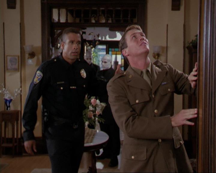 Charmed-Online_dot_net-3x04AllHalliwellsEve0540.jpg Charmed-Online_dot_net-3x04AllHalliwellsEve0540.jpg