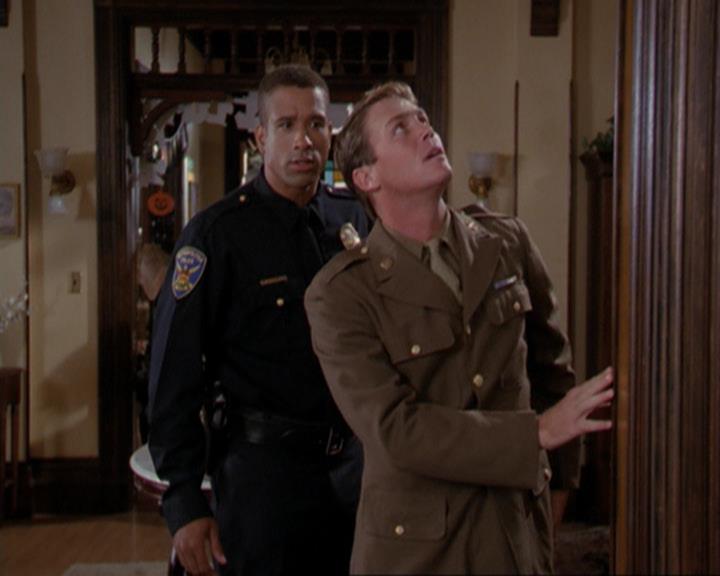 Charmed-Online_dot_net-3x04AllHalliwellsEve0548.jpg Charmed-Online_dot_net-3x04AllHalliwellsEve0548.jpg