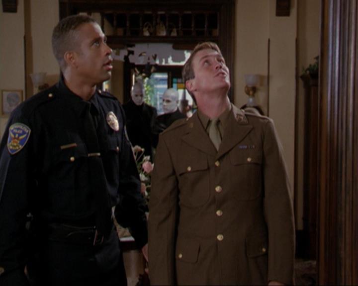 Charmed-Online_dot_net-3x04AllHalliwellsEve0563.jpg Charmed-Online_dot_net-3x04AllHalliwellsEve0563.jpg