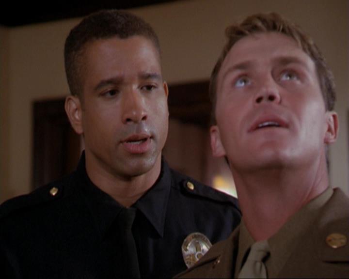 Charmed-Online_dot_net-3x04AllHalliwellsEve0568.jpg