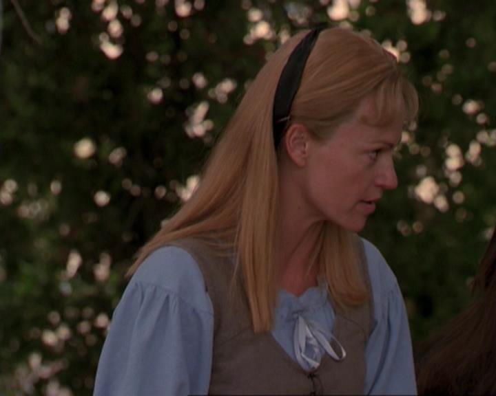 Charmed-Online_dot_net-3x04AllHalliwellsEve0815.jpg Charmed-Online_dot_net-3x04AllHalliwellsEve0815.jpg