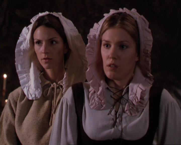 Charmed-Online_dot_net-3x04AllHalliwellsEve1020.jpg Charmed-Online_dot_net-3x04AllHalliwellsEve1020.jpg