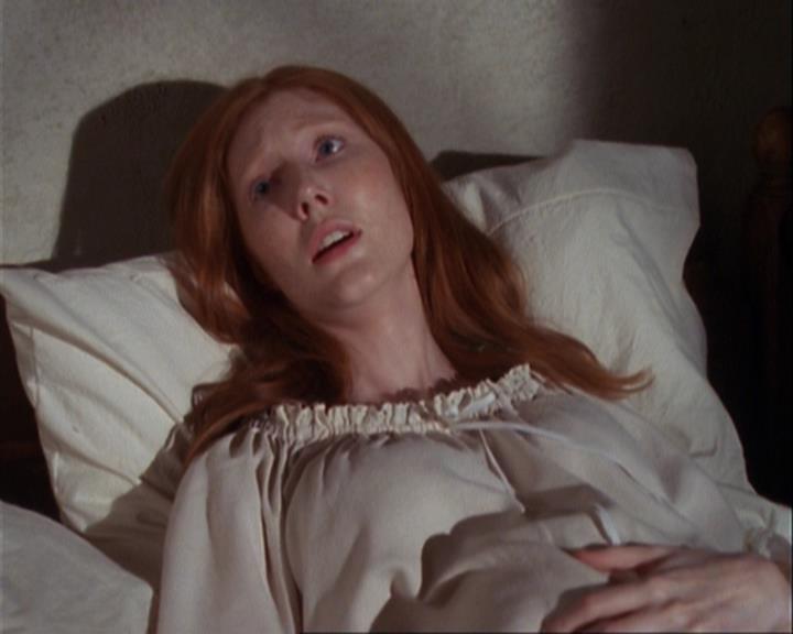 Charmed-Online_dot_net-3x04AllHalliwellsEve1161.jpg Charmed-Online_dot_net-3x04AllHalliwellsEve1161.jpg