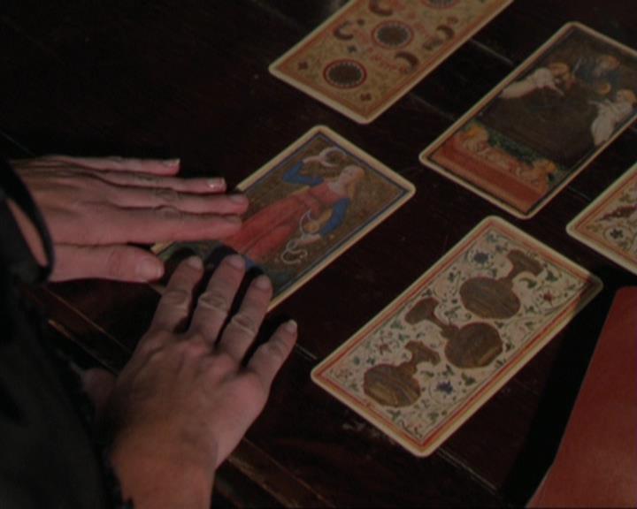 Charmed-Online_dot_net-3x04AllHalliwellsEve1183.jpg Charmed-Online_dot_net-3x04AllHalliwellsEve1183.jpg