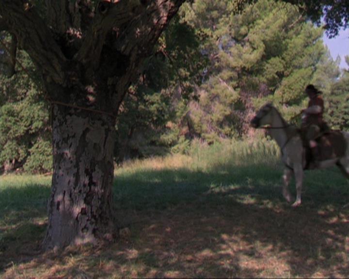 Charmed-Online_dot_net-3x04AllHalliwellsEve1555.jpg