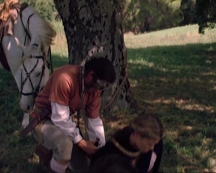 Charmed-Online_dot_net-3x04AllHalliwellsEve1565.jpg