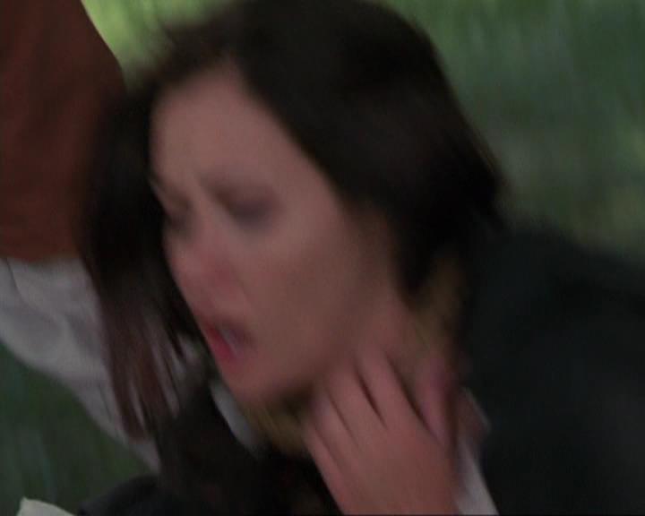 Charmed-Online_dot_net-3x04AllHalliwellsEve1575.jpg