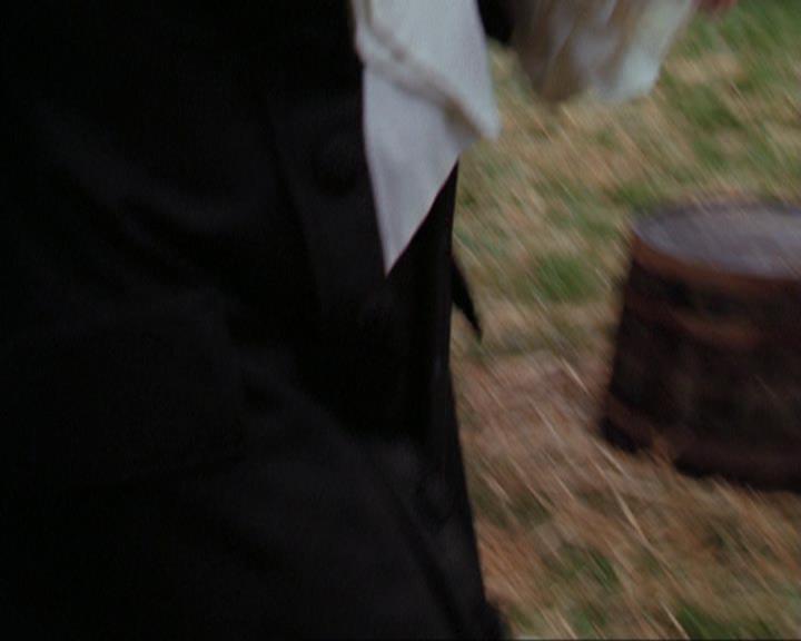 Charmed-Online_dot_net-3x04AllHalliwellsEve1895.jpg Charmed-Online_dot_net-3x04AllHalliwellsEve1895.jpg