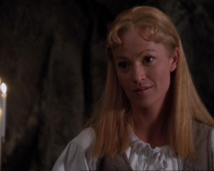 Charmed-Online_dot_net-3x04AllHalliwellsEve2149.jpg Charmed-Online_dot_net-3x04AllHalliwellsEve2149.jpg