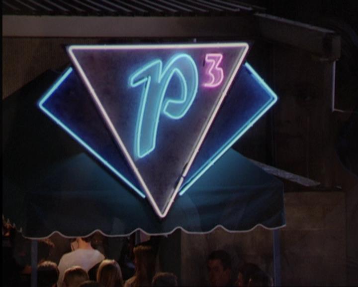 Charmed-Online_dot_net-3x04AllHalliwellsEve2289.jpg