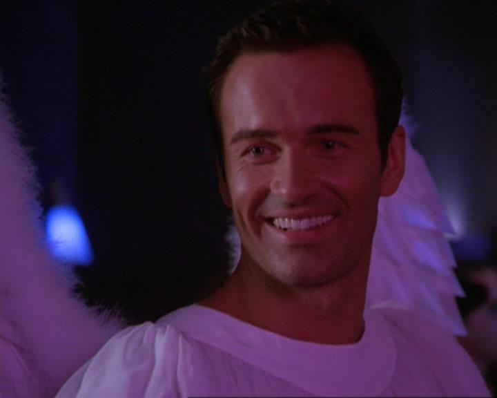 Charmed-Online_dot_net-3x04AllHalliwellsEve2443.jpg