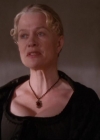 Charmed-Online_dot_net-3x04AllHalliwellsEve0918.jpg