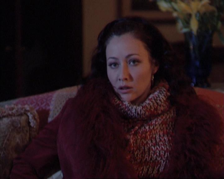 Charmed-Online-dot-net_305SightUnseen0215.jpg
