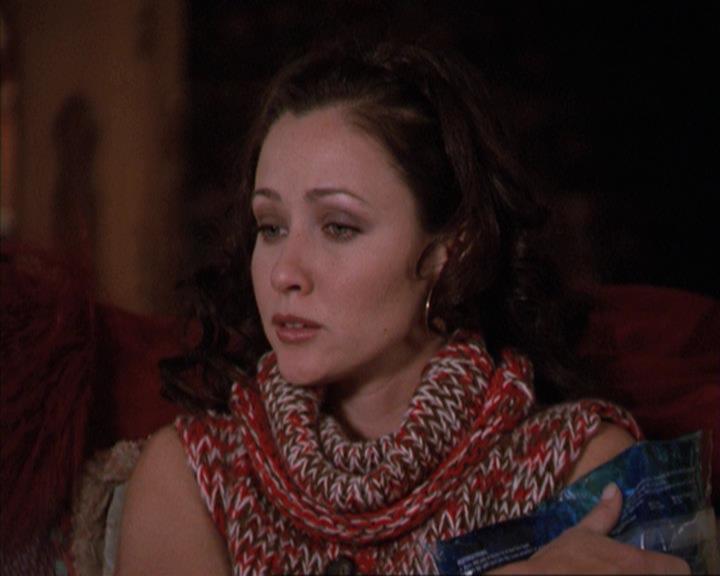 Charmed-Online-dot-net_305SightUnseen0294.jpg